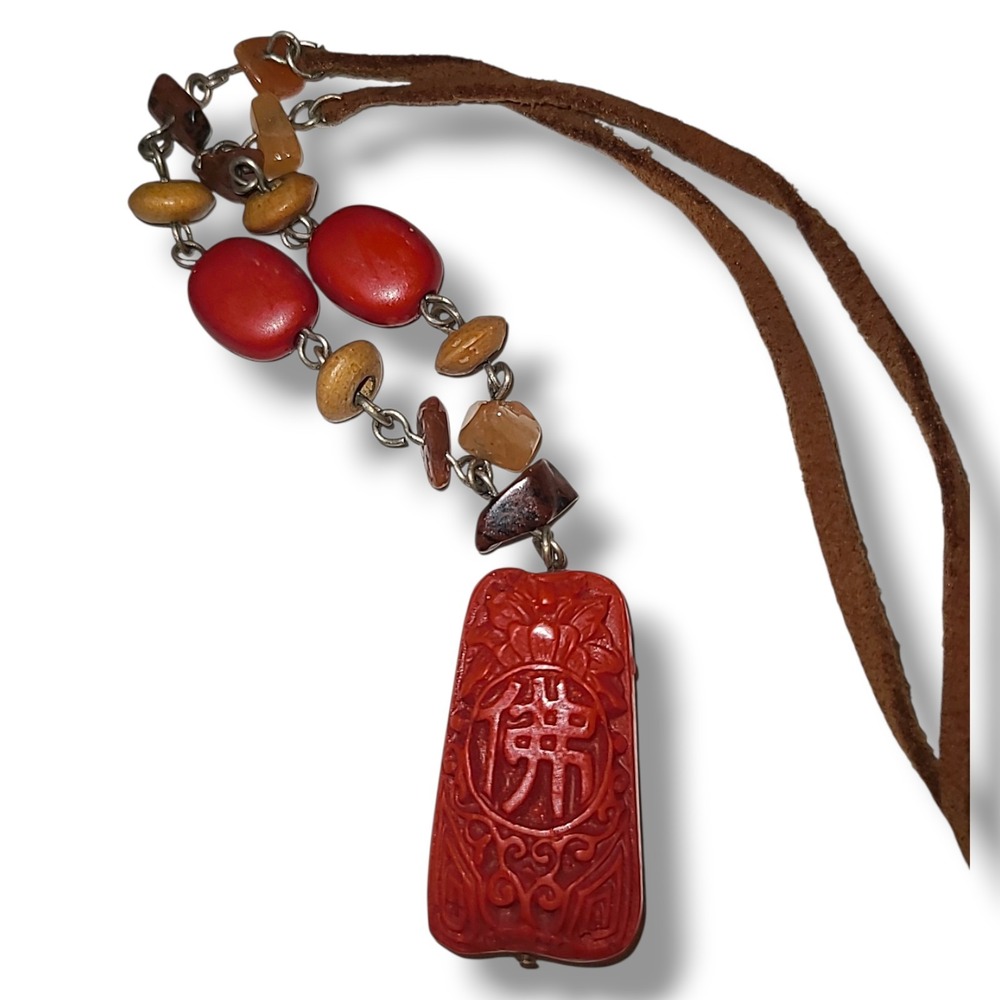 Vintage Boho Red Carved Stone Pendant Necklace Brown Leather Cord Ethnic Tribal‎